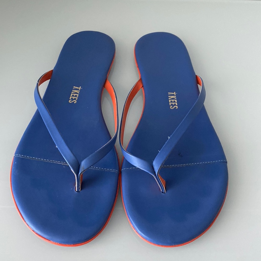 TKEES flip flops